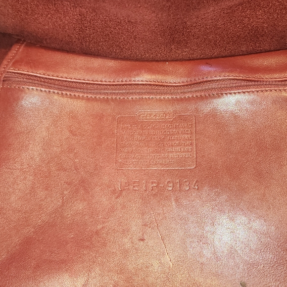 Coach Hippe Flap Vintage Red Leather Shoulder Bag #9134 - Picture 5 of 10